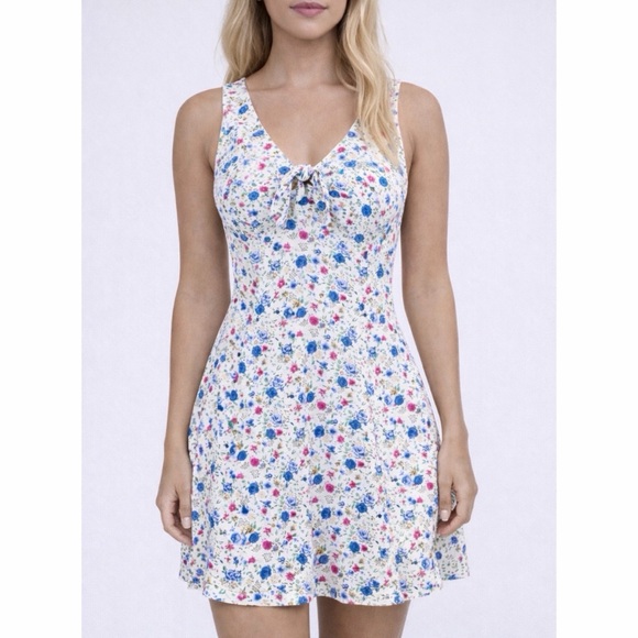 Byer Too! California Dresses & Skirts - (VTG) BYER TOO! CALIFORNIA • 90s Floral Front-Tie Sleeveless Mini Dress